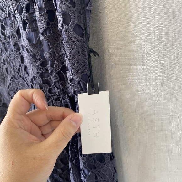ASTR THE LABEL Lace A Line Midi Dress Navy Size XL NWT - Picture 4 of 13